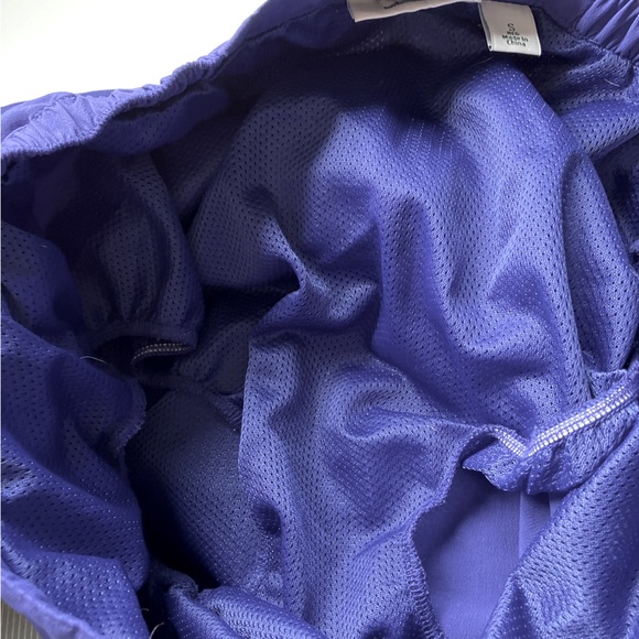 L.L. Bean Purple supplex Nylon Shorts women’s Size S - Picture 3 of 9